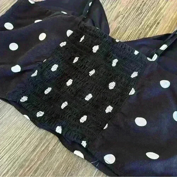 H&M Divided Crop Top Women’s Med. Black White Polka Dot Adjustable Elastic Panel - Picture 7 of 10
